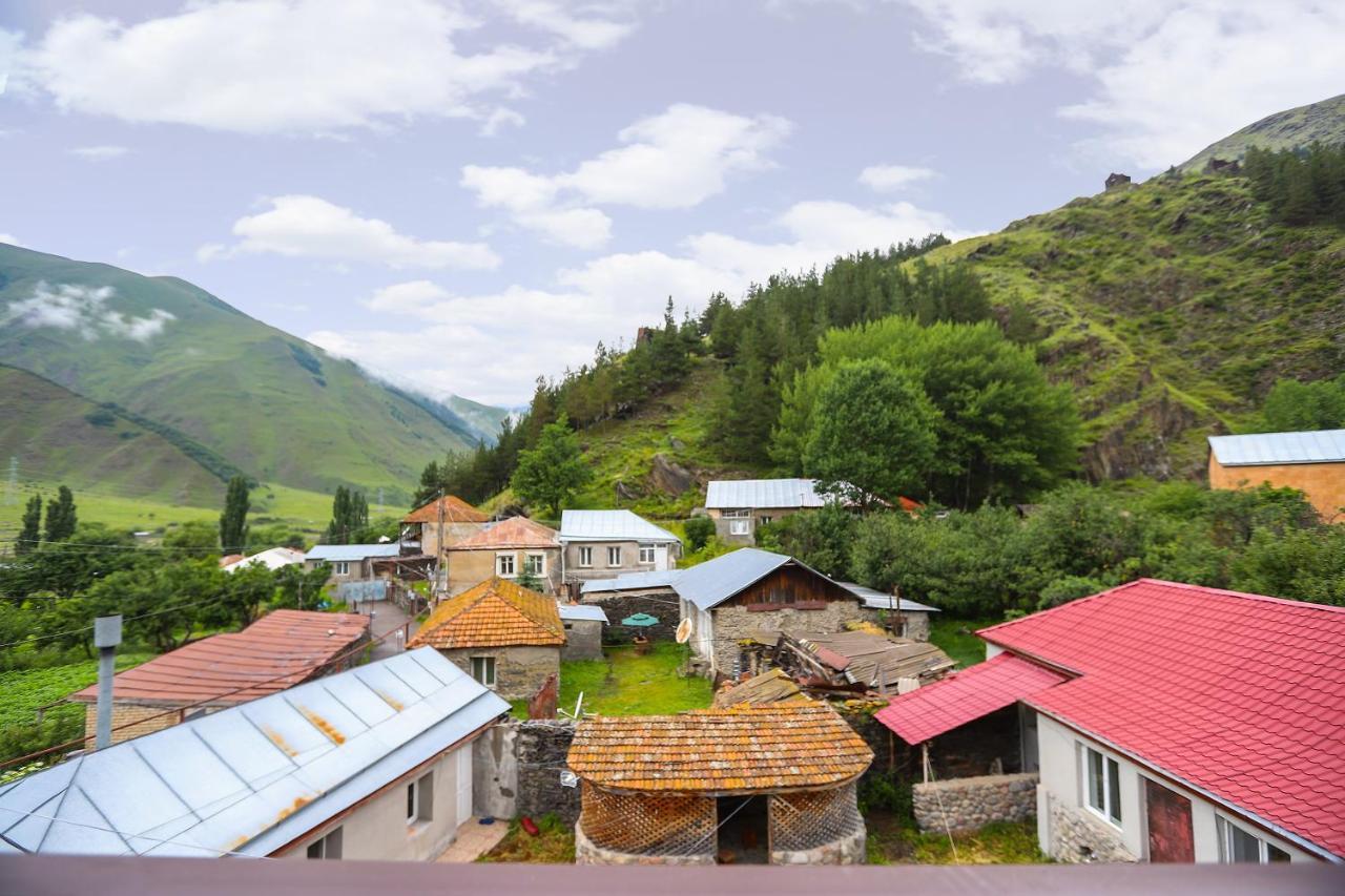 Sno Inn Kazbegi Stepantsminda Exterior foto