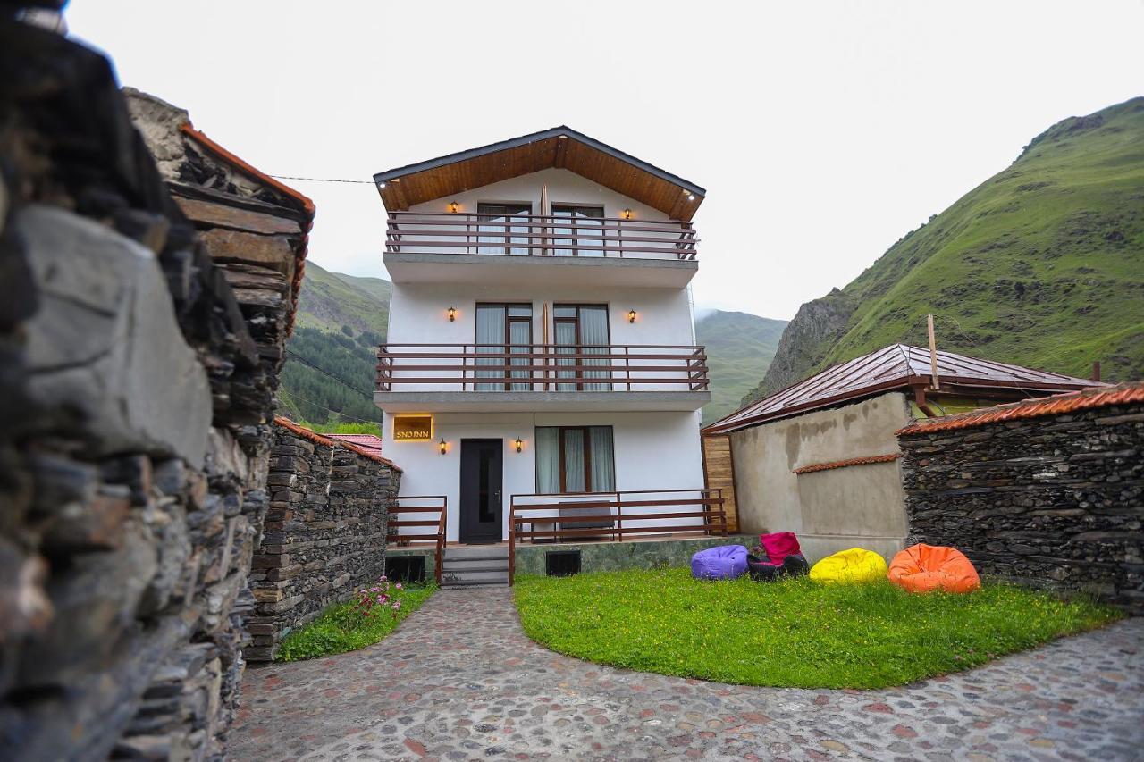 Sno Inn Kazbegi Stepantsminda Exterior foto