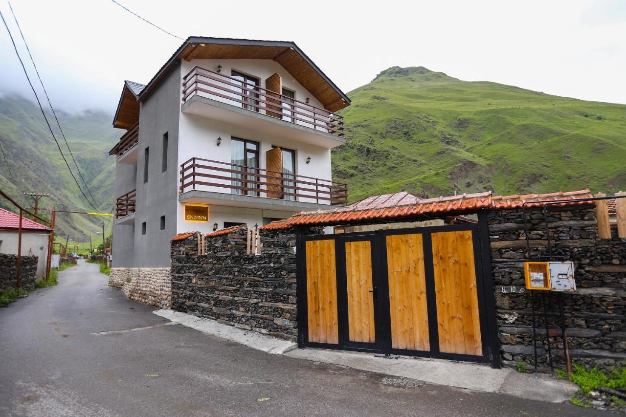 Sno Inn Kazbegi Stepantsminda Exterior foto
