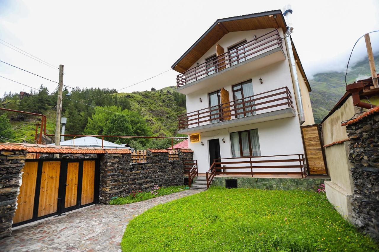 Sno Inn Kazbegi Stepantsminda Exterior foto