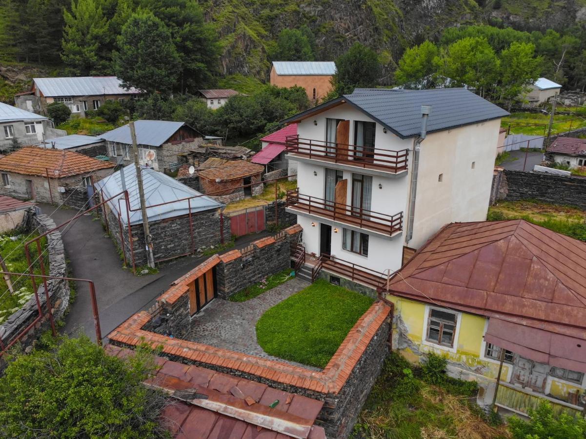 Sno Inn Kazbegi Stepantsminda Exterior foto